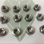 duplekss 2205 a182 f51 uns s31803 lv1.4462 sešstūra skrūve din933 stiprinājums