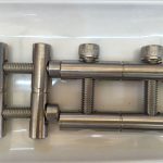 ansi 316ti / lv 1.4571, 317l / lv 1.4438 nerūsējošā tērauda detaļu savienojošo stieņu sērija